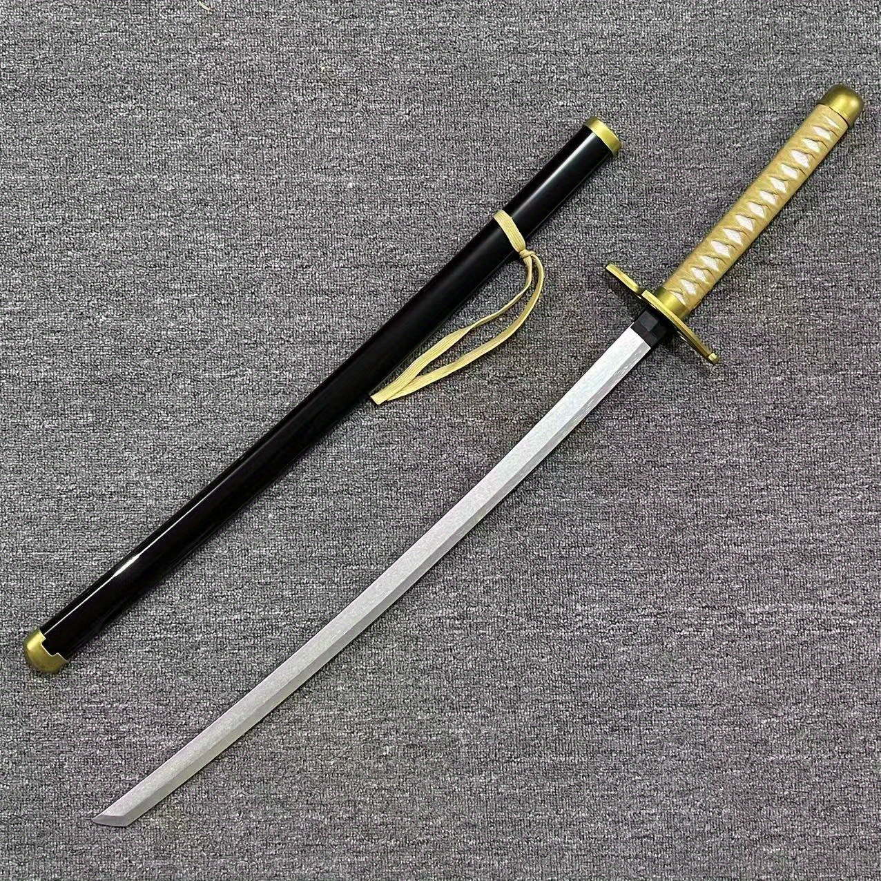 40inch Ulquiorra Cifer Katana  - огляд і ціна Cosplay Prop Katana