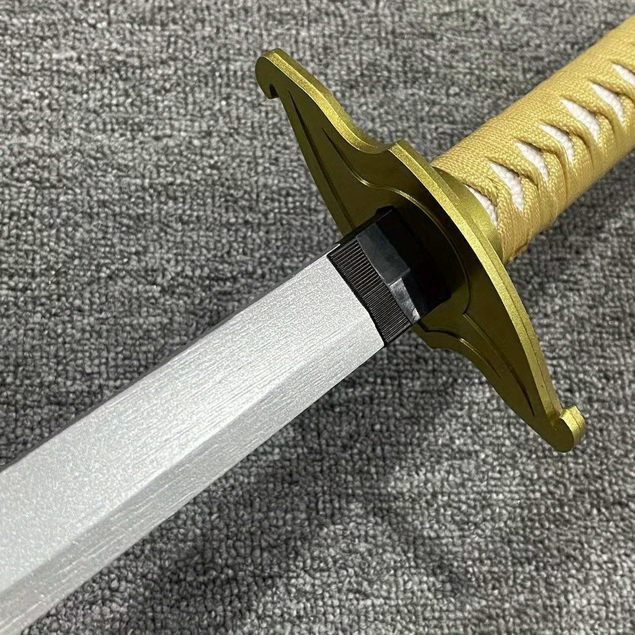40inch Ulquiorra Cifer Katana  - огляд і ціна Cosplay Prop Katana