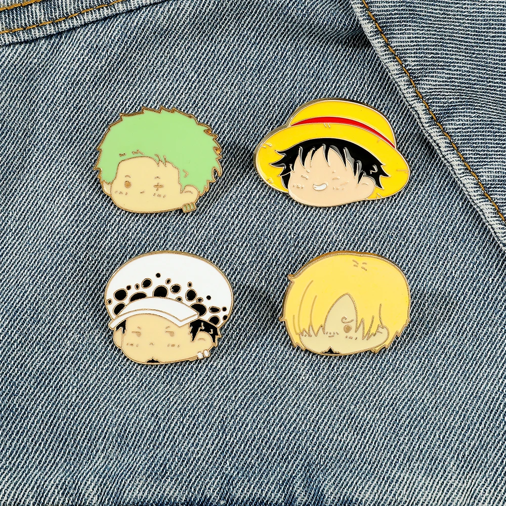 4 Pcs Anime Character Brooch S - огляд і ціна Cosplay Prop Bag